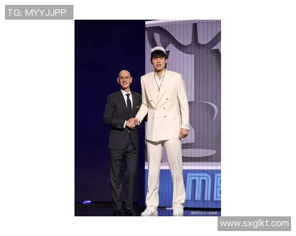 姚明西河的传奇之路：从篮球巨星到文化使者的跨界探索与影响