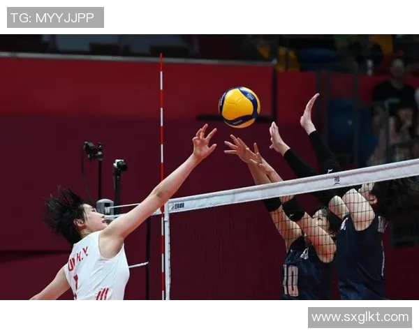 杭州排球队状态引发热议球迷对表现和战术分歧明显 杭州排球队状态引发热议球迷对表现和战术分歧明显